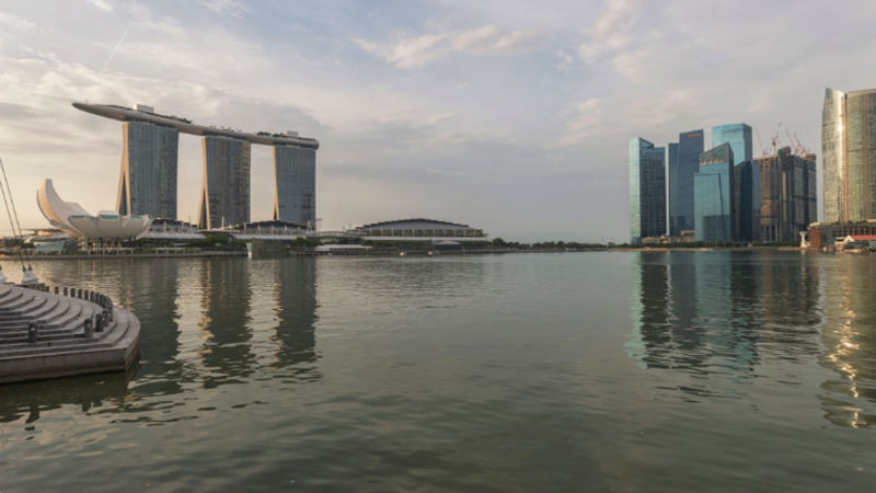 Singapore Marina Bay Financial Centre & Waterfront District. 출처: ispyfriend / Getty Images