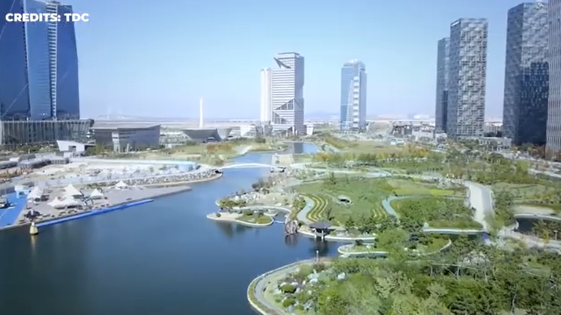 what Songdo, South Korea is like, and some of the mayor problematics that made this city a megaproject.