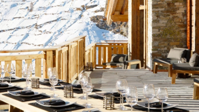 Alpine Sanctuary: Prime Ski-in/Ski-out Chalet in Zermatt